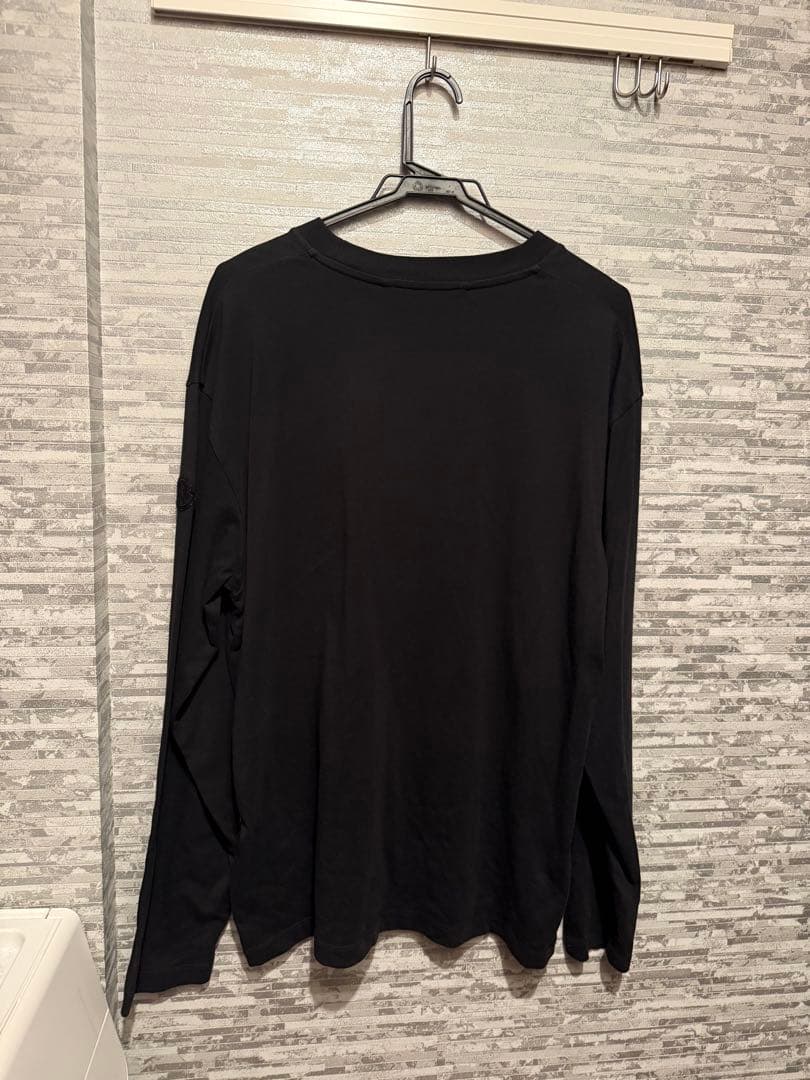 ベジータ MONCLER 24AWロゴプリント 長袖Tシャツ