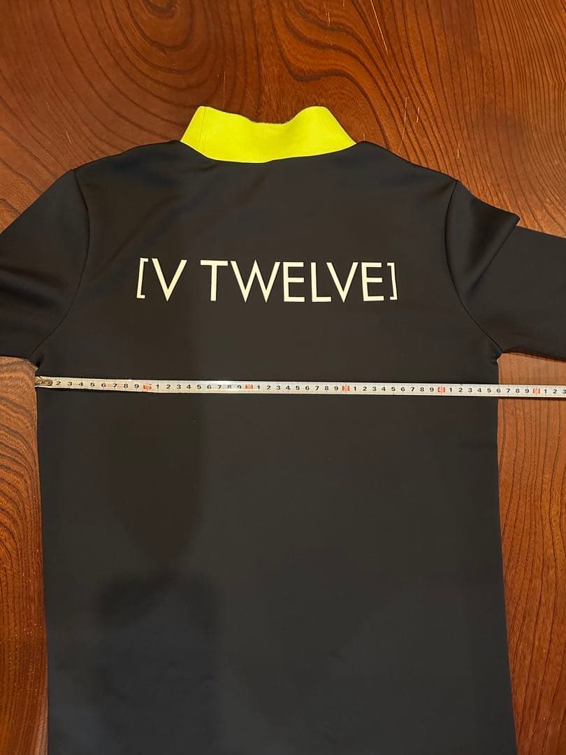 V12 モックネック　長袖シャツ サイズ2