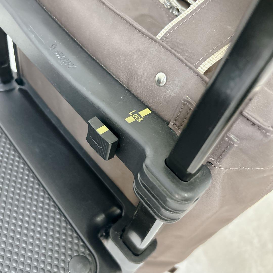 SWANY スワニー キャリーバック 座面付き 椅子付き ストッパー付き