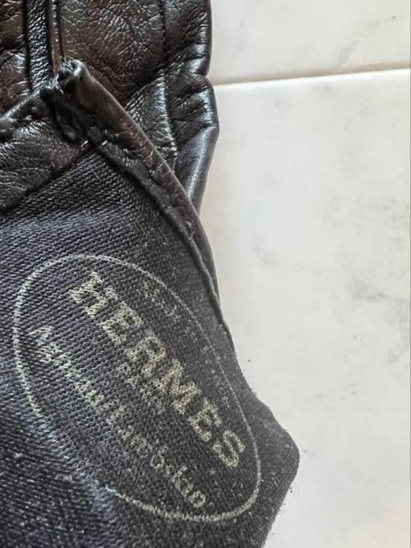 HERMES 黒 レザー 手袋 金具付き❣️超美品♡箱あり