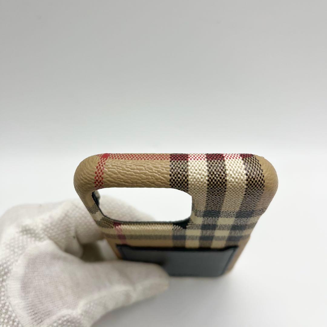 【極美品】バーバリー　iPhoneケース　iPhone14pro ノバチェック