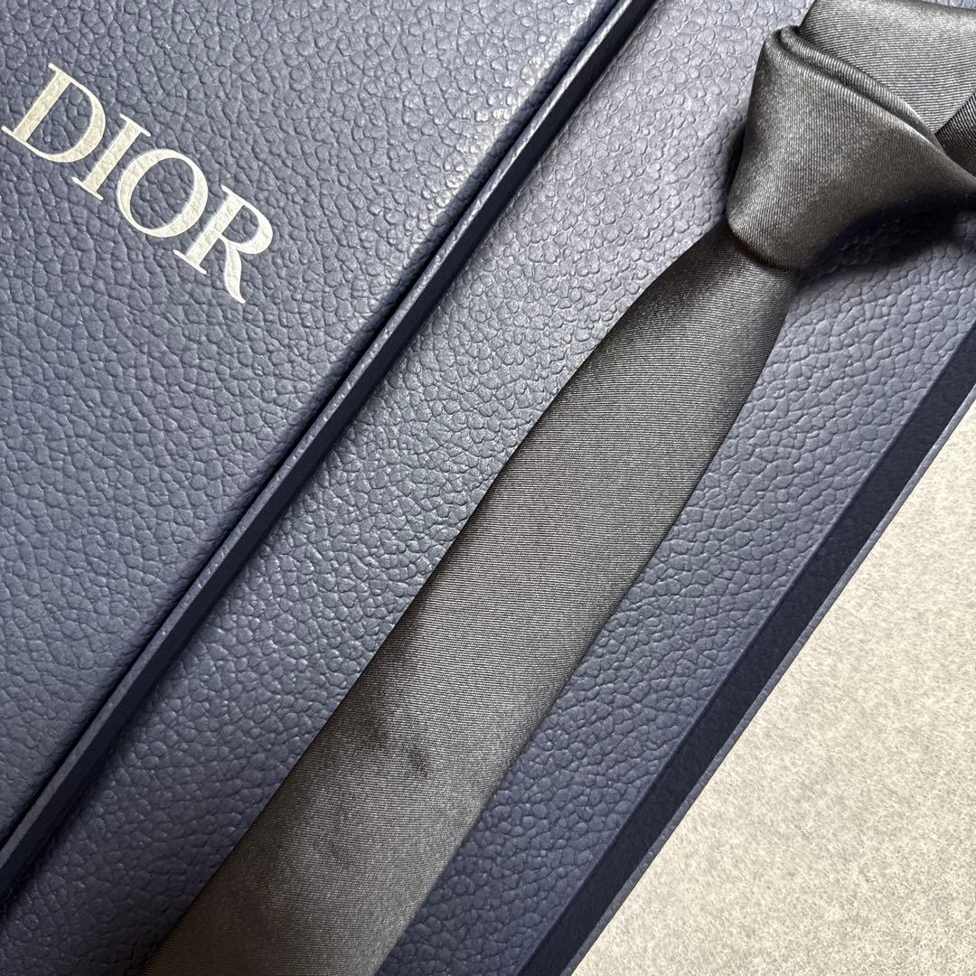 美品　ディオール　ネクタイ　グレー　ソリッド　ナロータイ　結婚式