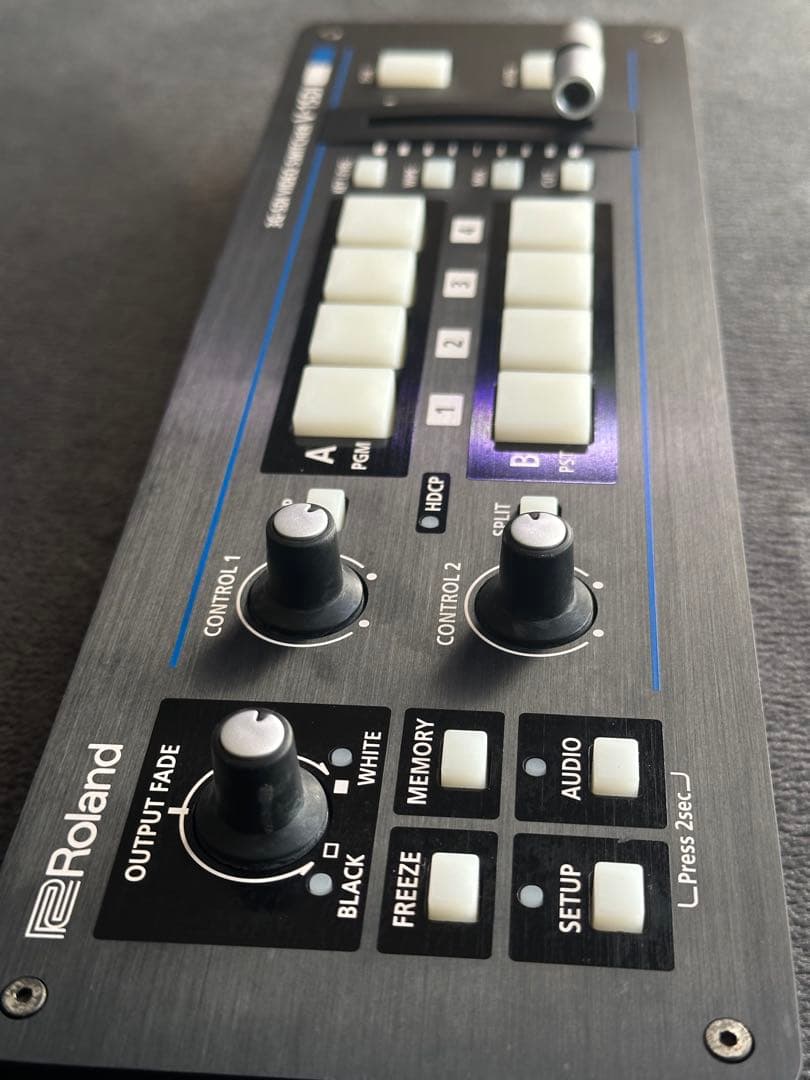 Roland V-1SDI 3G-SDI ビデオスイッチャー ローランド