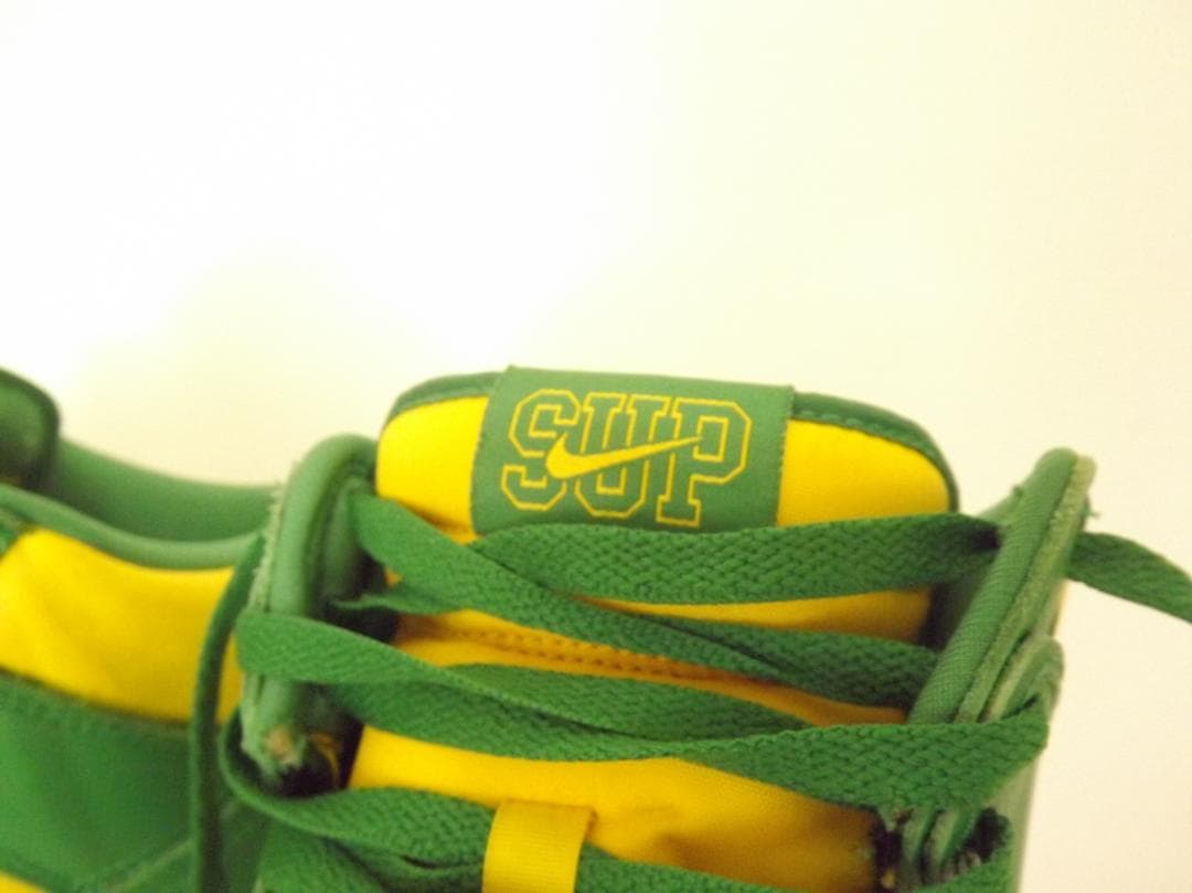 SUPREME(シュプリーム)× NIKE(ナイキ)ダンク ハイ スニーカー