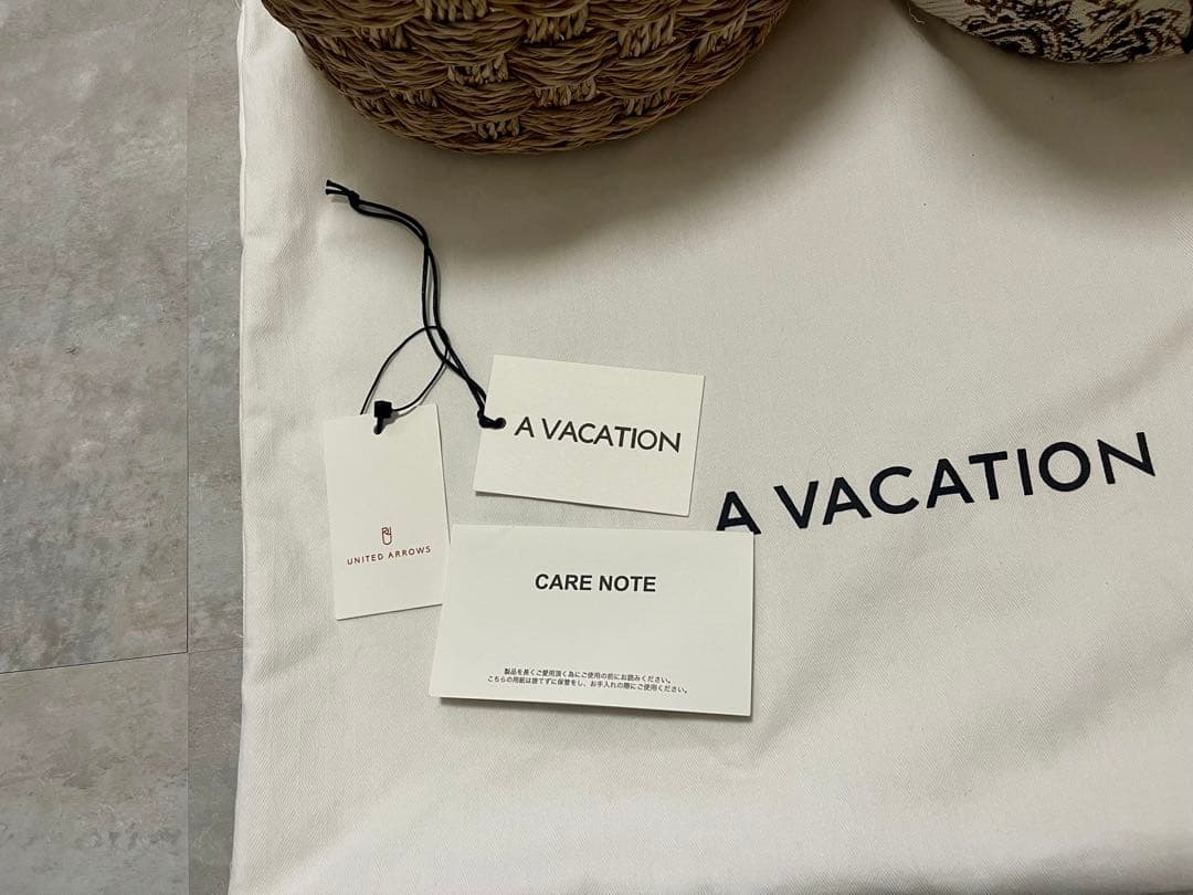 【美品】A VACATION BUCKET ブラウンベイズリー かごバッグ