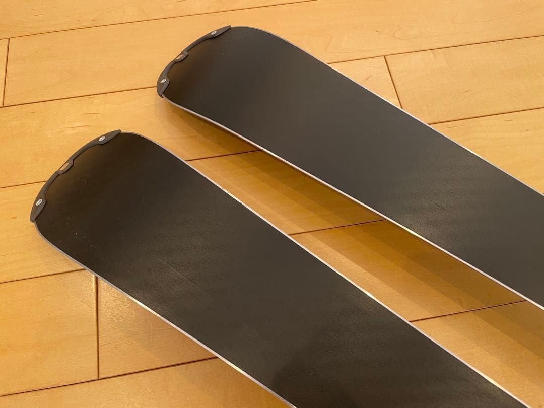 Volkl フォルクル 初心者向けスキー板 144cm FLAIR 72