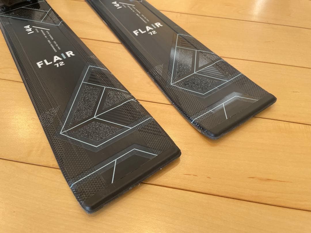 Volkl フォルクル 初心者向けスキー板 144cm FLAIR 72
