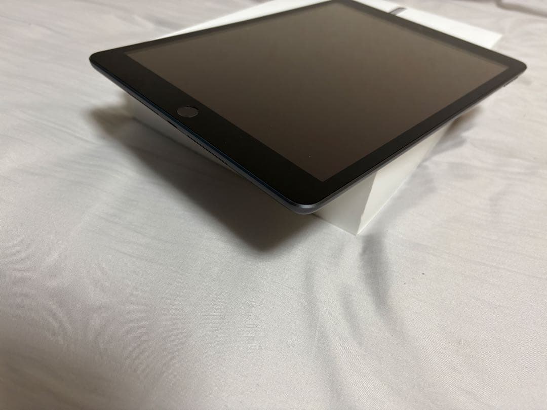 Apple iPad 第8世代32GB バテッリー容量89%