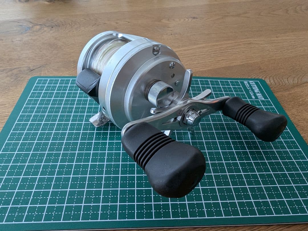 美品　機関良好　オシアカルカッタ 200HG PE2号　200mサービス