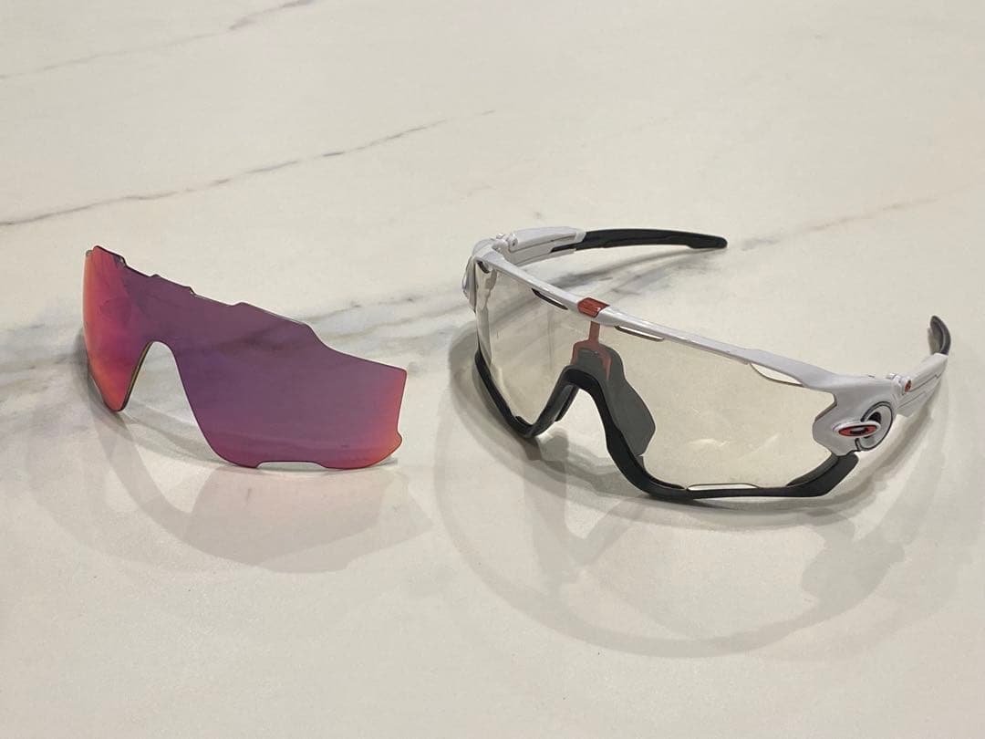 オークリー　ジョウブレイカー　Oakley Jawbreaker