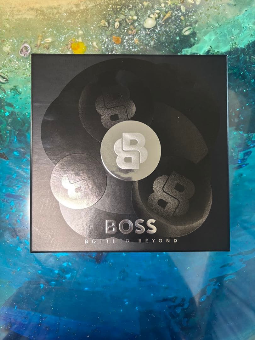 BOSS BOTTLED BEYOND 香水&シャワージェルギフトセット
