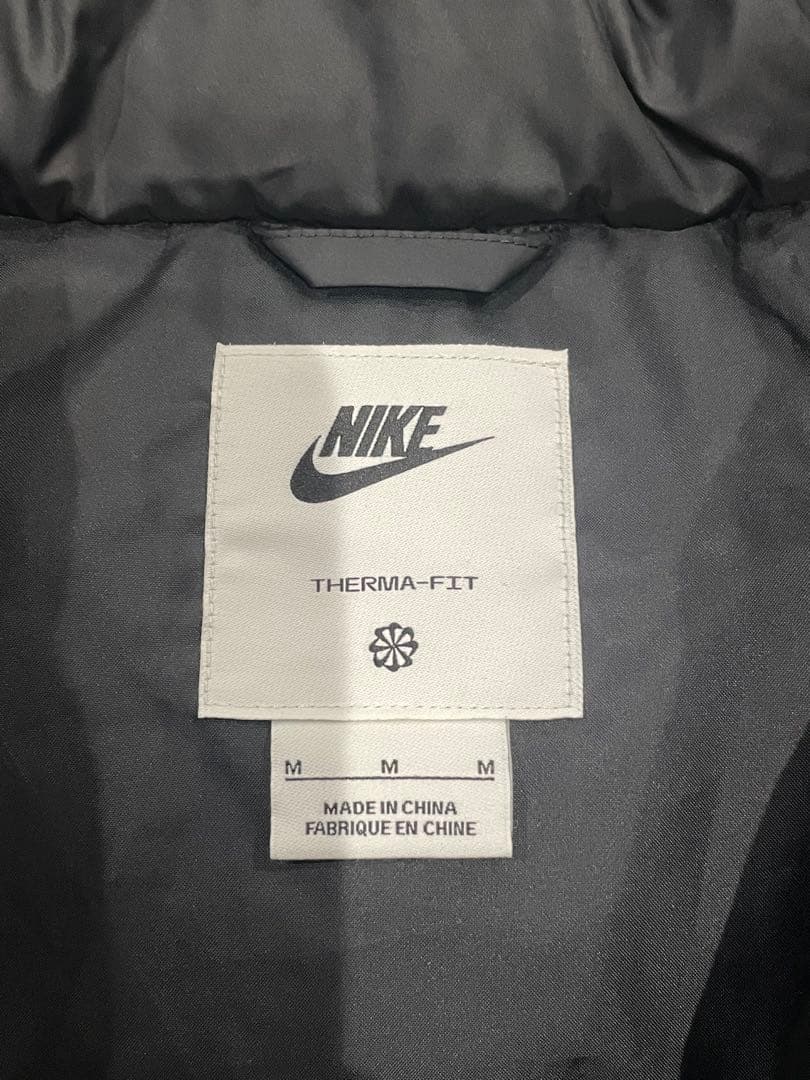 Nike Therma-Fit ブラック ダウンベスト M