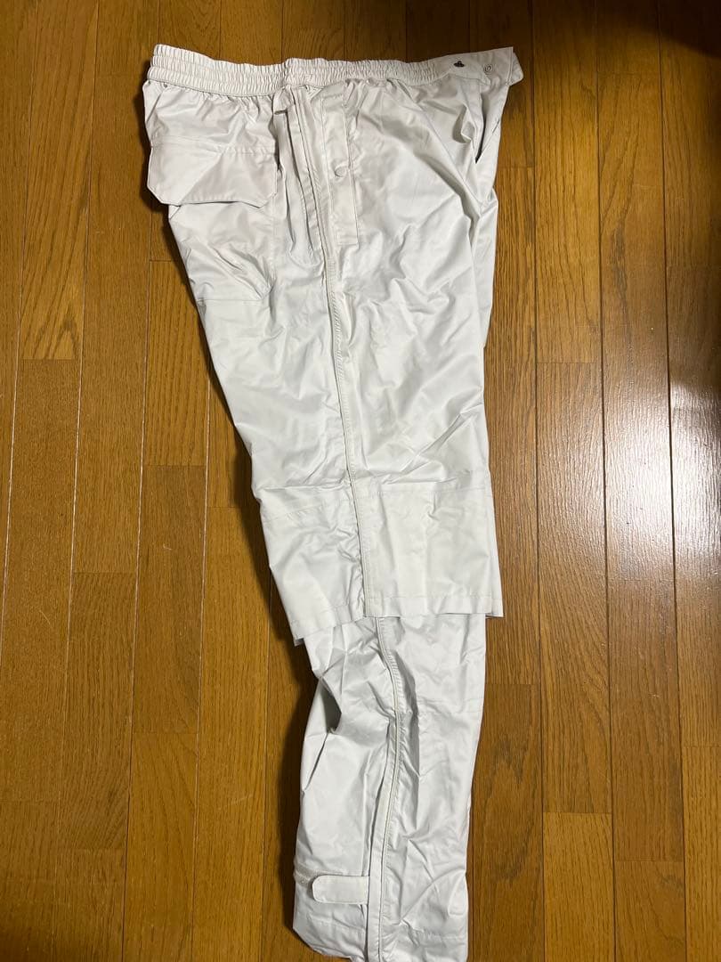 ミズノのゴルフ用レインウェア　上下セット　Lサイズ