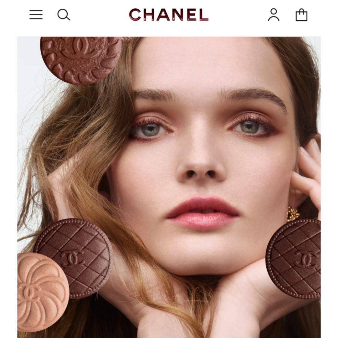 【特別限定品】シャネル レ キャトル オンブル ブトン 4色アイシャドウ 219