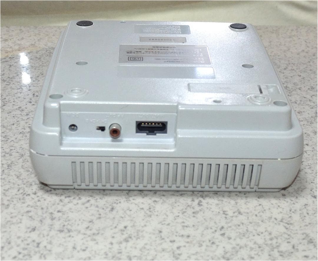 【値下げ】SFC スーパーファミコン本体・外箱・取説等１式セット【動作確認済】