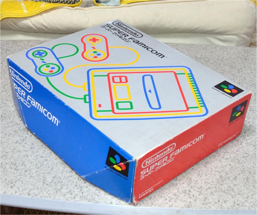 【値下げ】SFC スーパーファミコン本体・外箱・取説等１式セット【動作確認済】