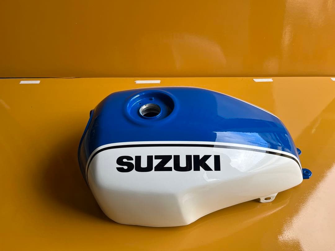 SUZUKI インパルス400タンクGK79Aクーリーカラー