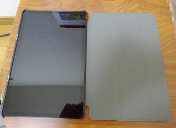 Fire max 11 64GB　使用回数少 ケース付き