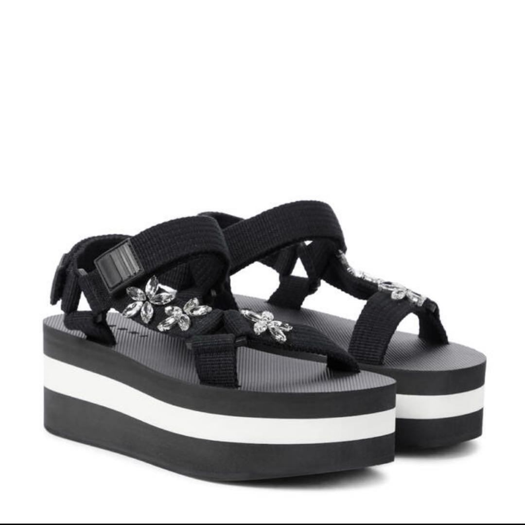 【新品・未使用】マルニ♡ フラワー　ビジュー　サンダル　ブラック