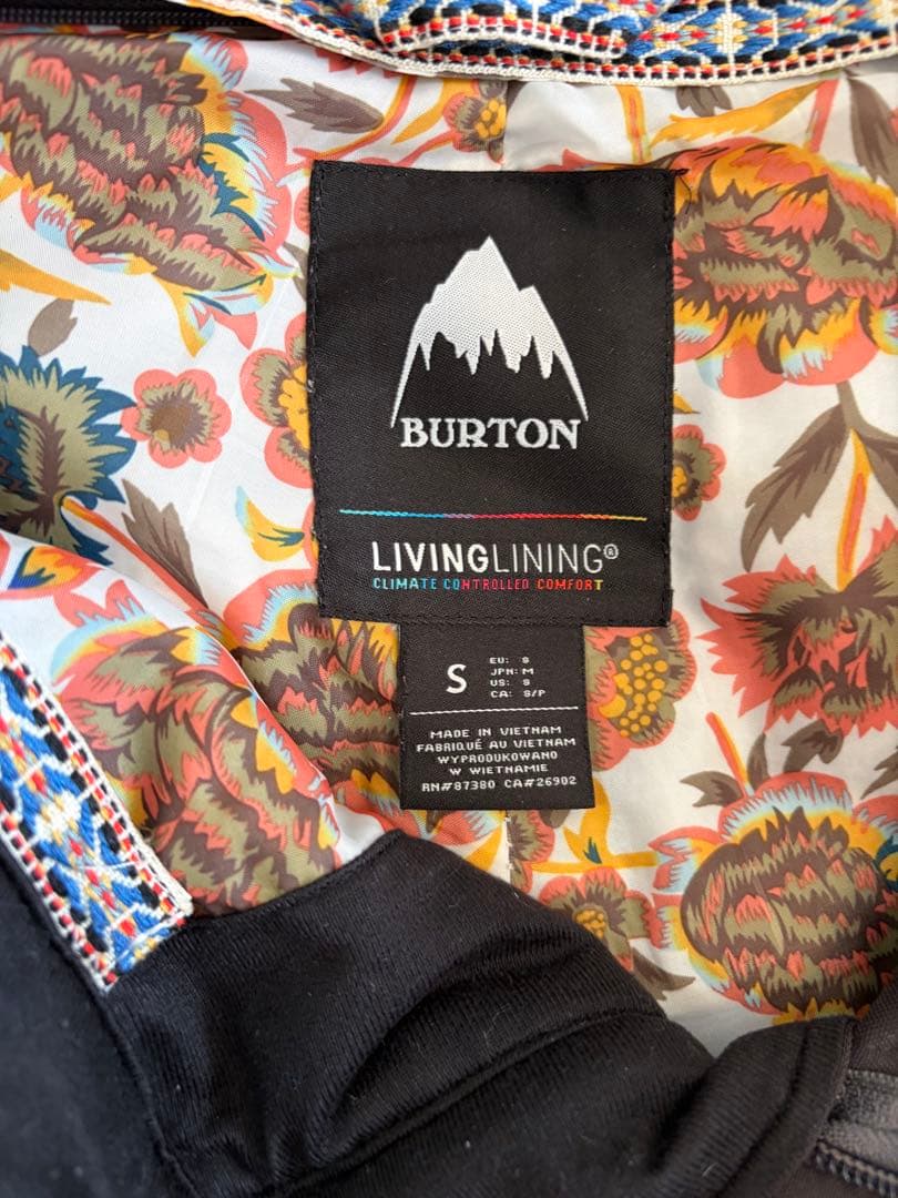 アキとコロ 専用　バートン　レディース　スノーボードパンツ Sサイズ