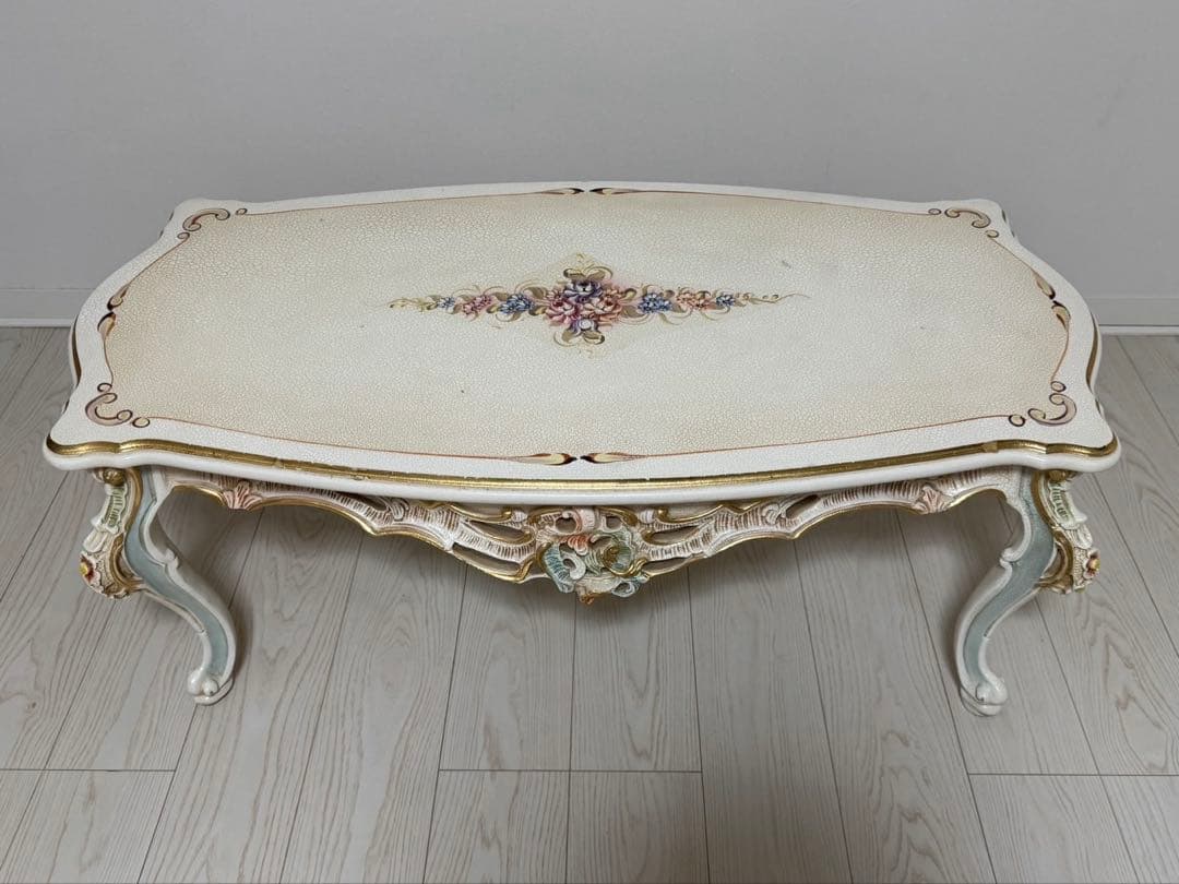 イタリア製ロココセンターテーブル