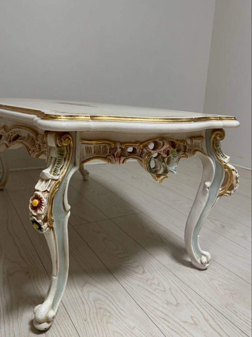 イタリア製ロココセンターテーブル