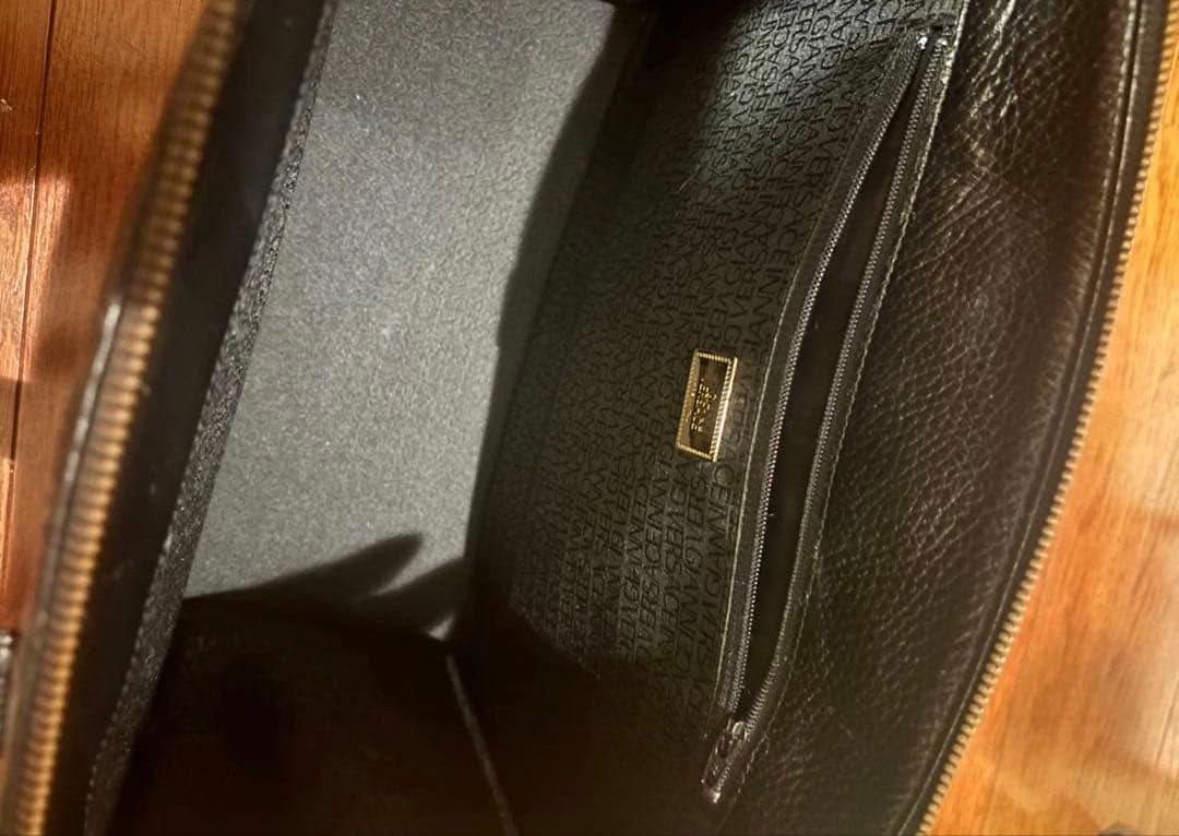 GIANNI VERSACE ブラックレザートートバッグ