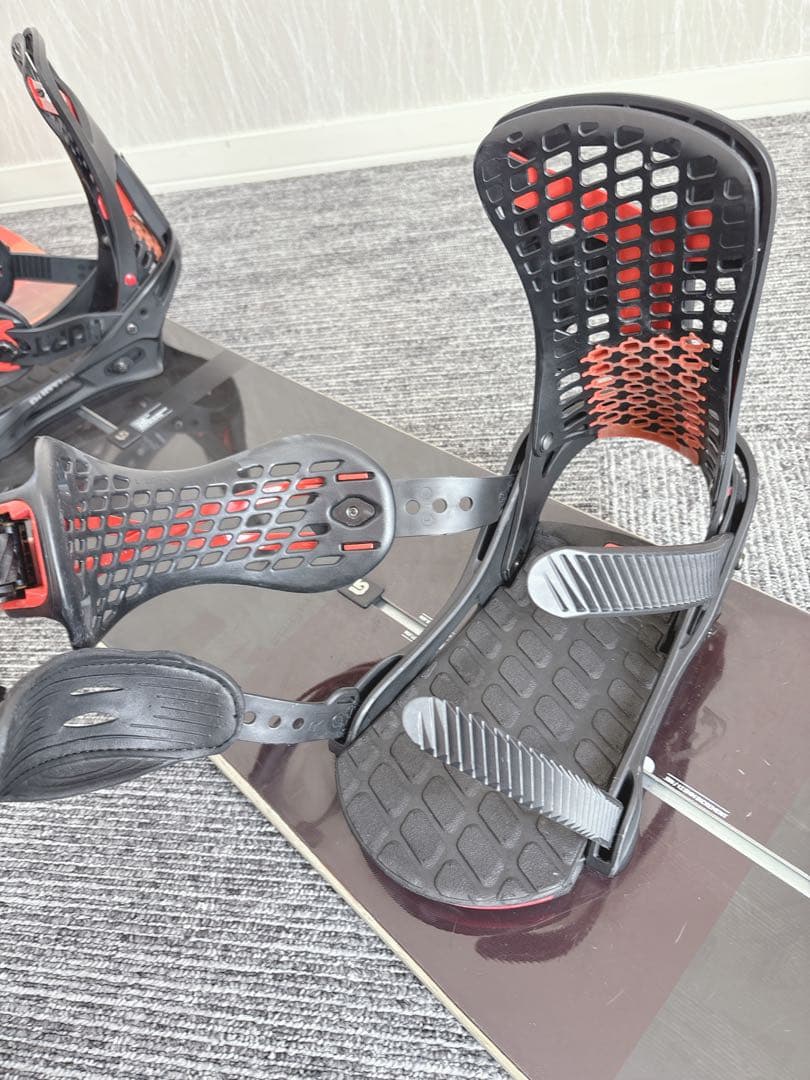 39最高峰❗️バートン/カスタム メンズスノーボードセット★154cm+ビン付