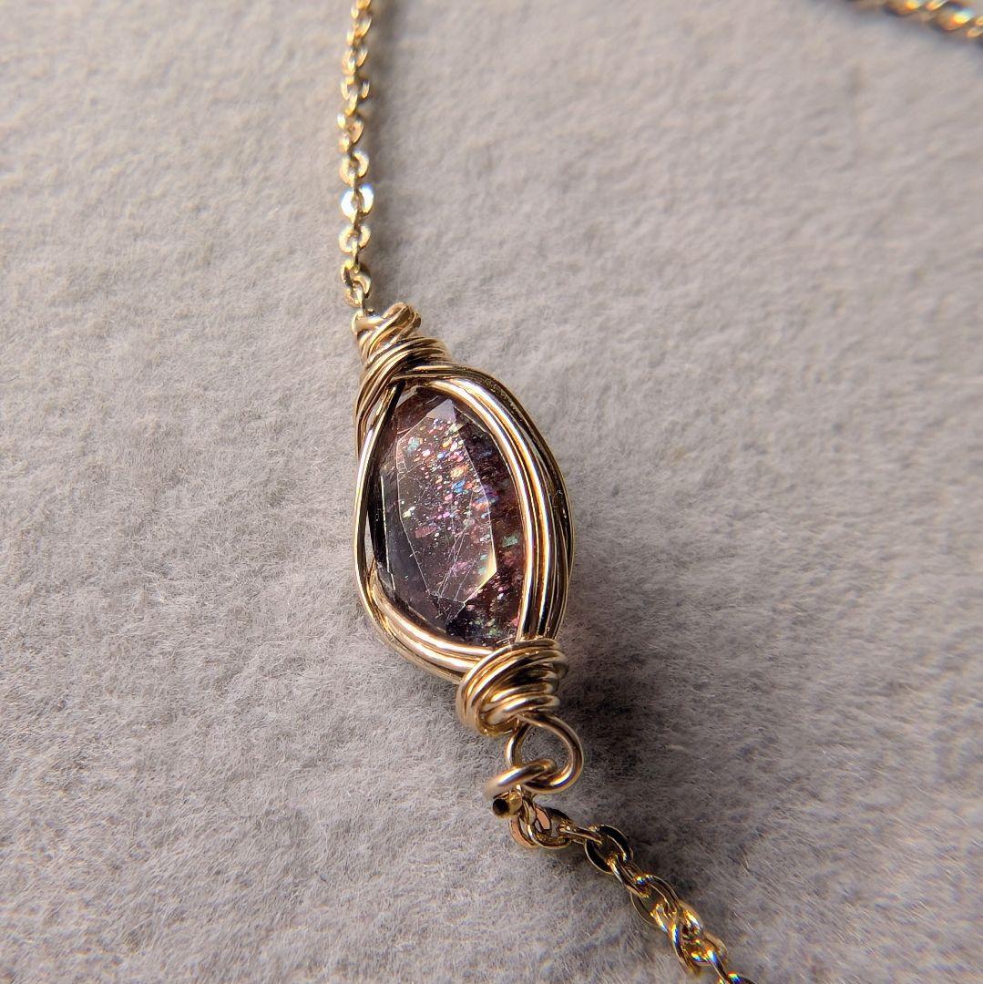 ブラッドショットアイオライトのブレス　14kgfワイヤーラップ