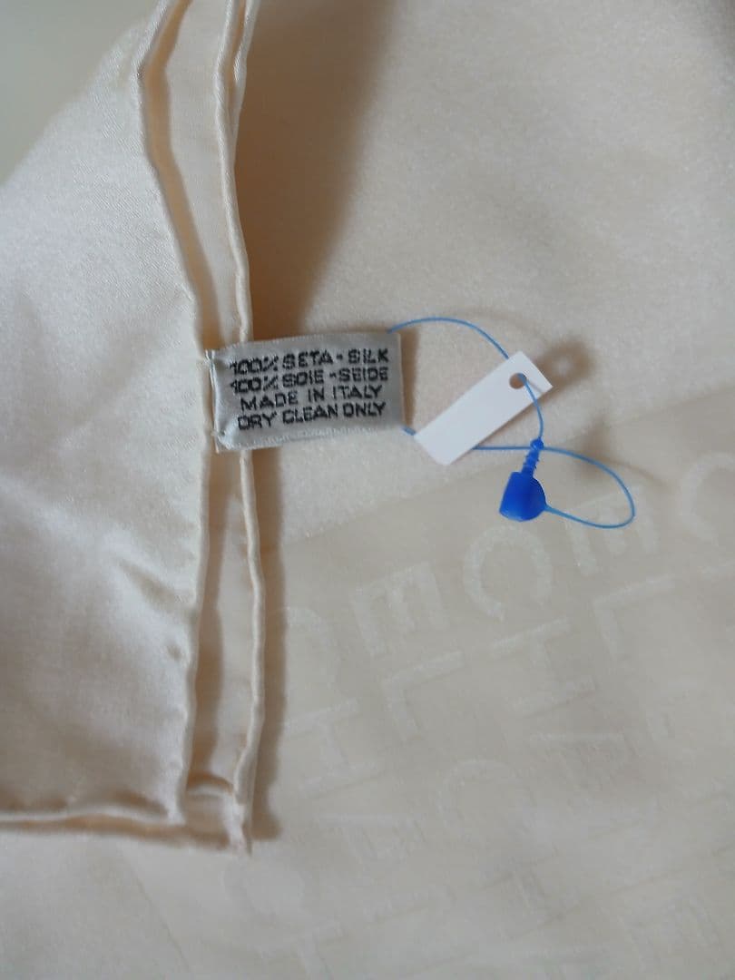 新品未使用 CHANEL アイボリー 大判スカーフ