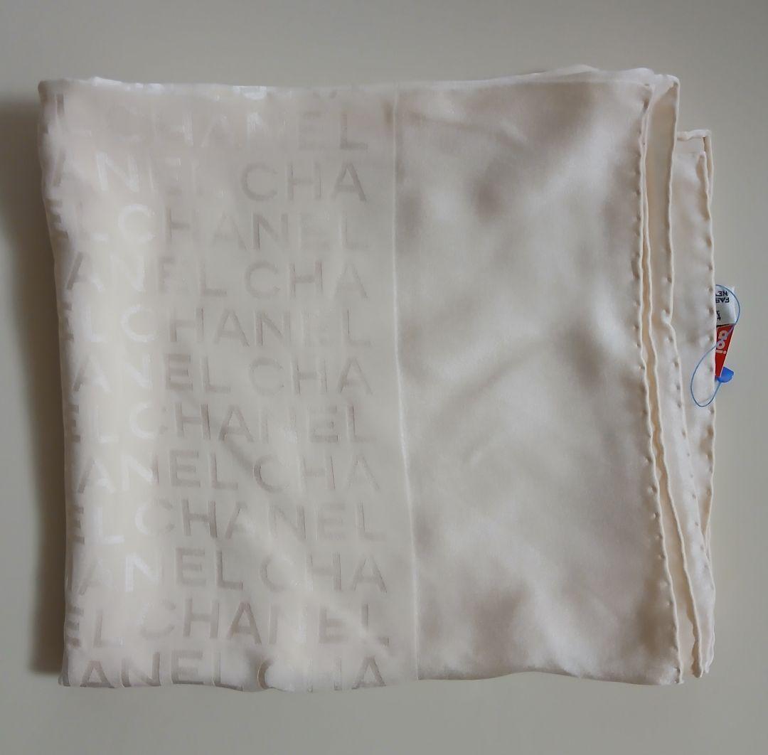 新品未使用 CHANEL アイボリー 大判スカーフ