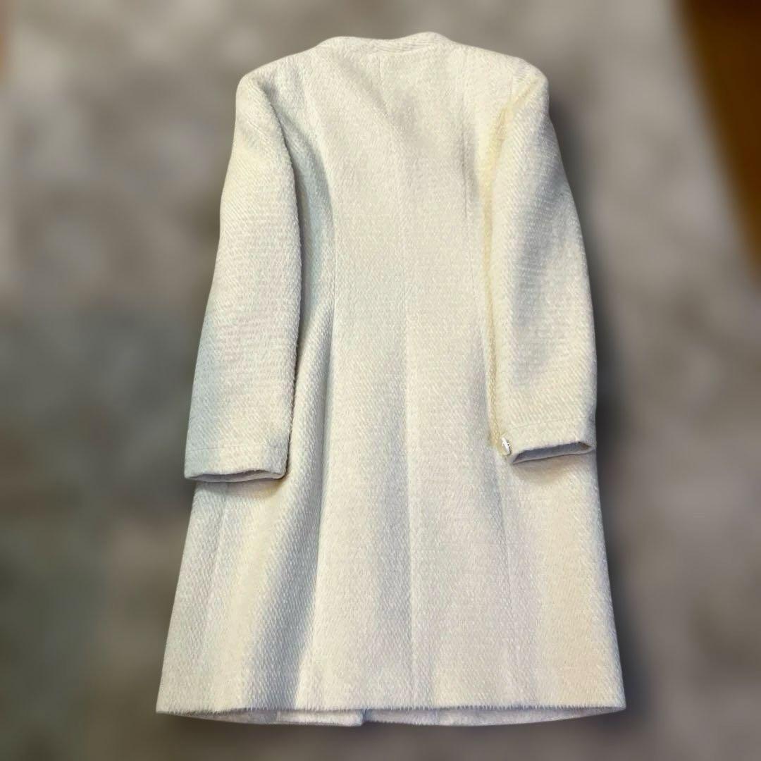 美品　ルネ　ホワイト ボタン付き ロングコート　TISSUE社製