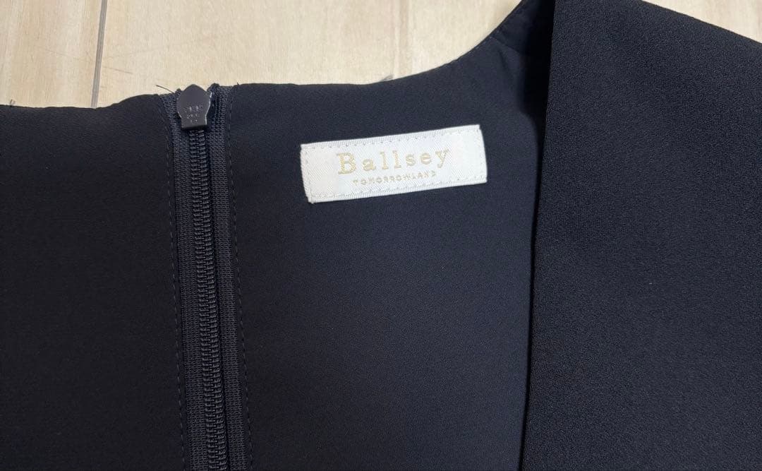 つきBallsey トゥモローランド　ジョーゼットジャージーオールインワン