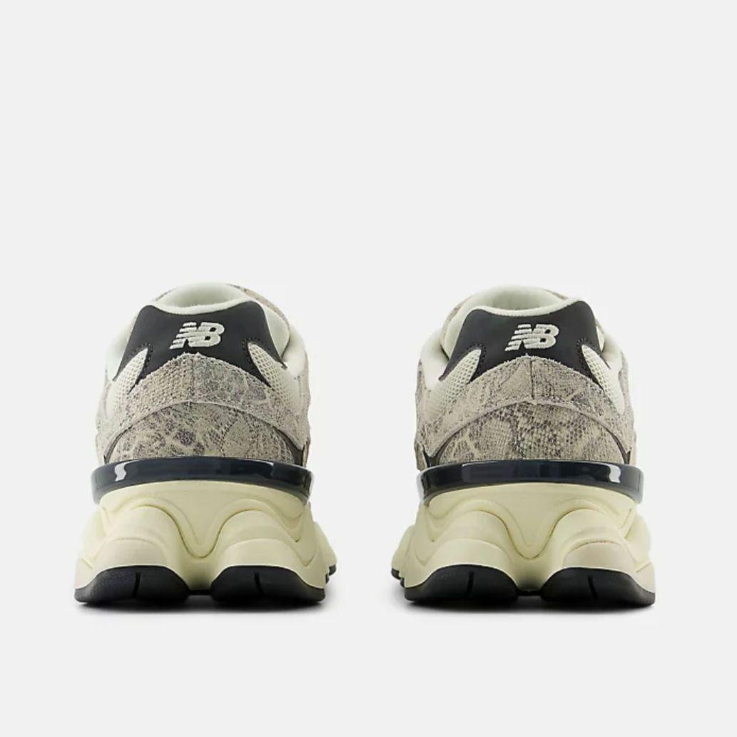 値下げ【新品】ニューバランス　9060　スニーカー　23.5