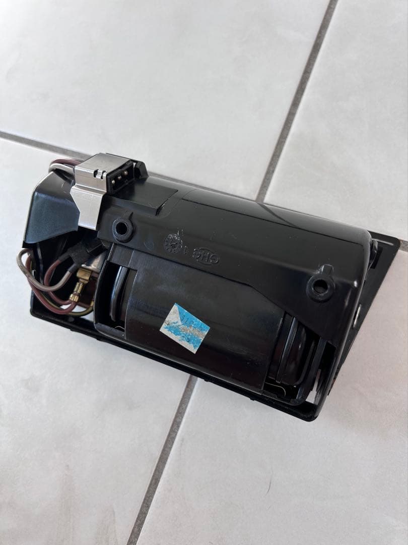 ★極美品 メルセデスベンツ W124 E500 ウォルナット灰皿