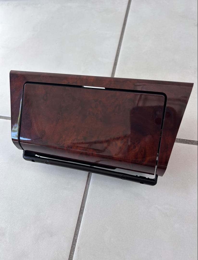 ★極美品 メルセデスベンツ W124 E500 ウォルナット灰皿