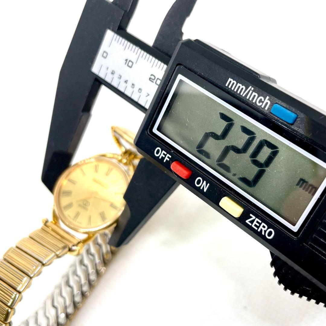 稼働品　OLD GUCCI 6000L レディース時計　電池交換済