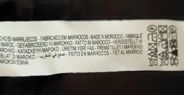 ZARA×MANTECO(マンテコ) ブラック ケープコート ポンチョ ゴールド