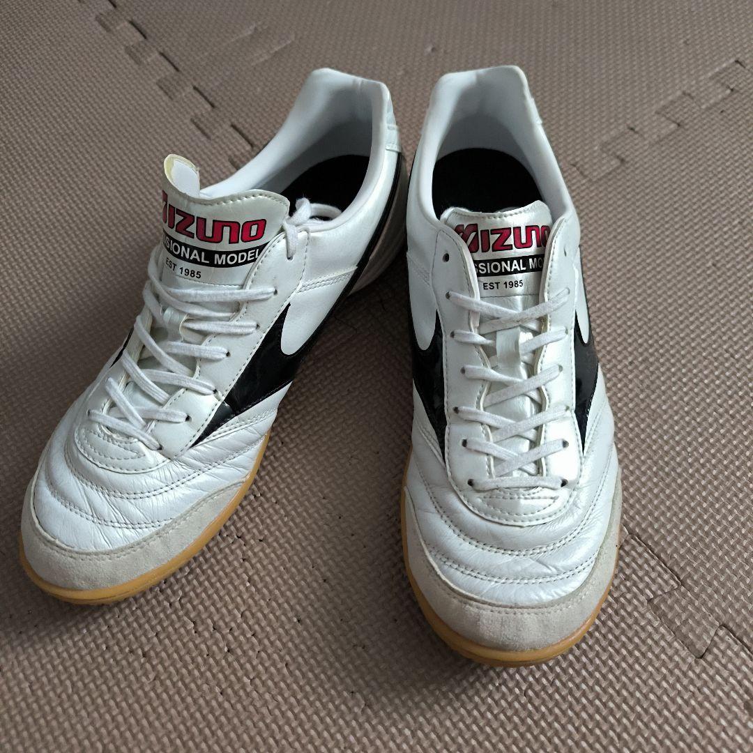 ミズノ　モレリア　Mizuno morelia フットサル トレシュー