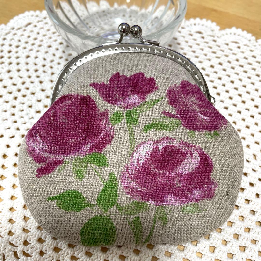 ◆専用ページ　すみれ刺繍タペストリーと がま口3点