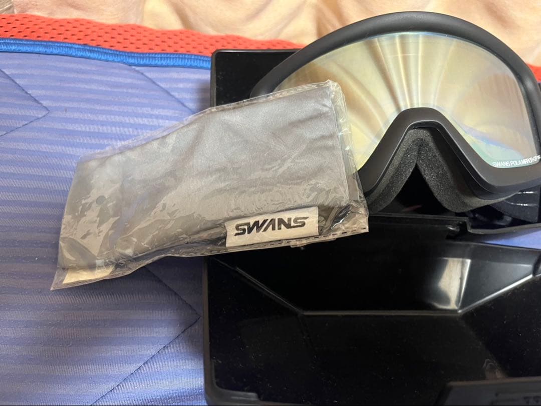 SWANS (スワンズ) スノーゴーグル マイクロターボファン付、ケース付