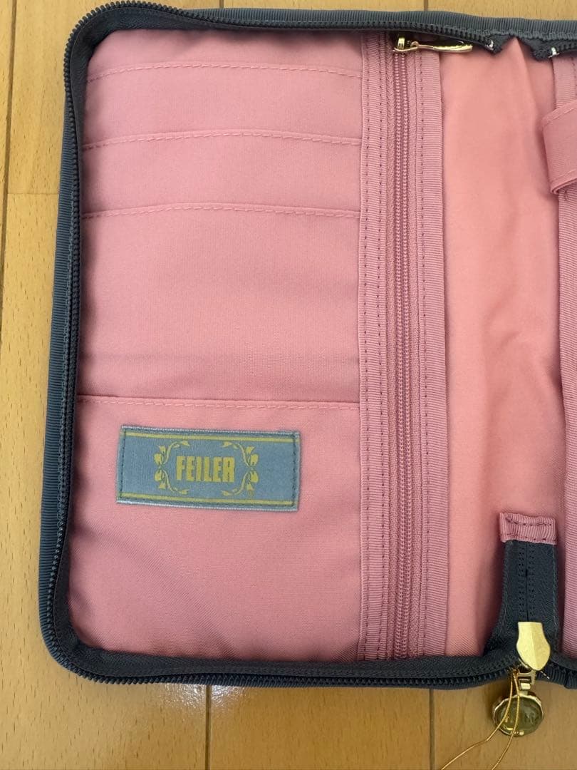 【未使用】FEILER フェイラー ハイジ　グレー マルチケース 　母子手帳入れ