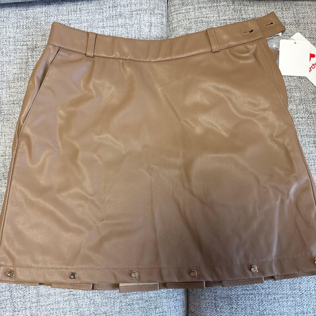 新品　アルチビオ38スカート 合成皮革
