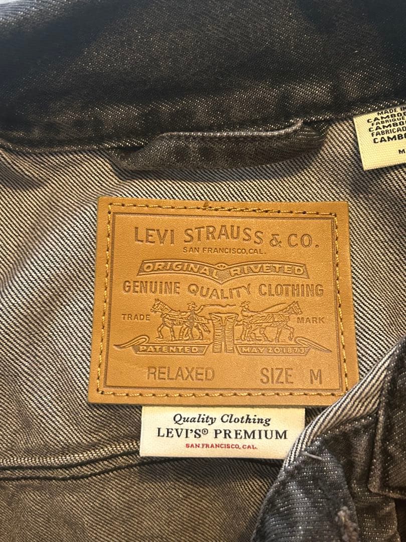 Levi's ダークグレー デニムジャケット M