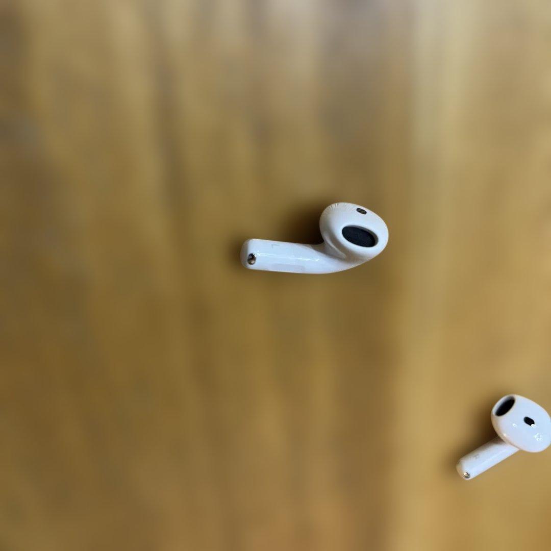 AirPods本体 YUSEIS刻印