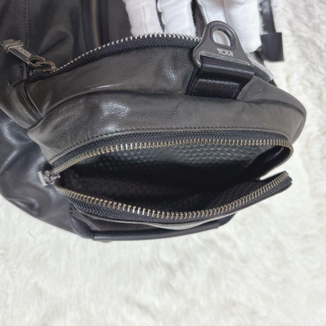 TUMI トゥミ レザー ボストンバッグ トラベル ビジネス 出張 仕事 旅行