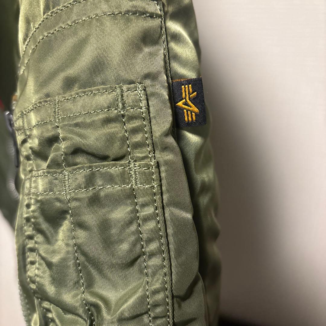 Alpha MA-1ジャケット オリーブグリーン