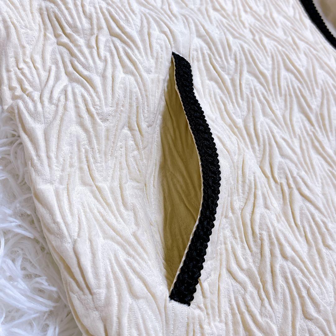 DES PRES ヘリンボーン ジャカード ノーカラー ショートコート ウール混