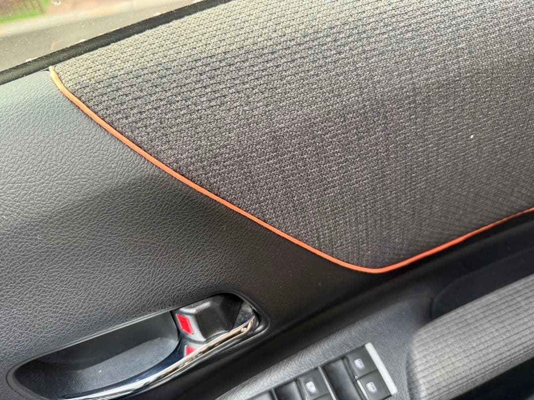 【シエンタ　170‼️】　クラッツィオ　カスタムオーダーフロアマット　おまけ付き‼️