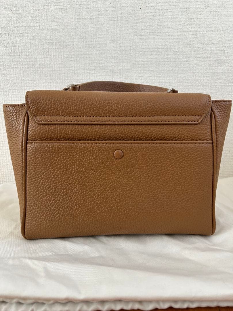 VASIC ブラウンレザー ショルダーバッグ